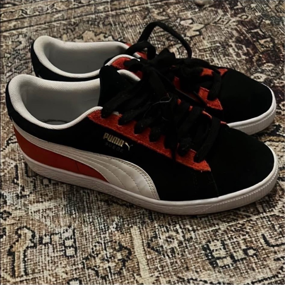 Puma Boys Black and Red Sneakers